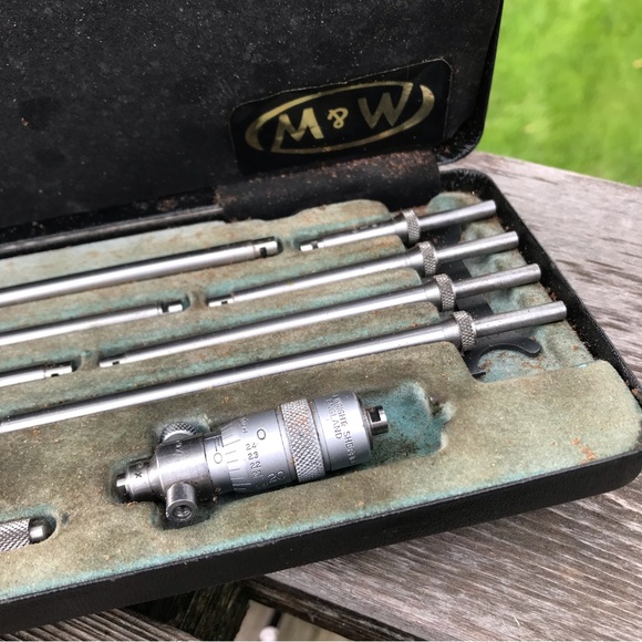 Vintage boxed Moore & Wright internal imperial micrometer - Picture 2 of 5